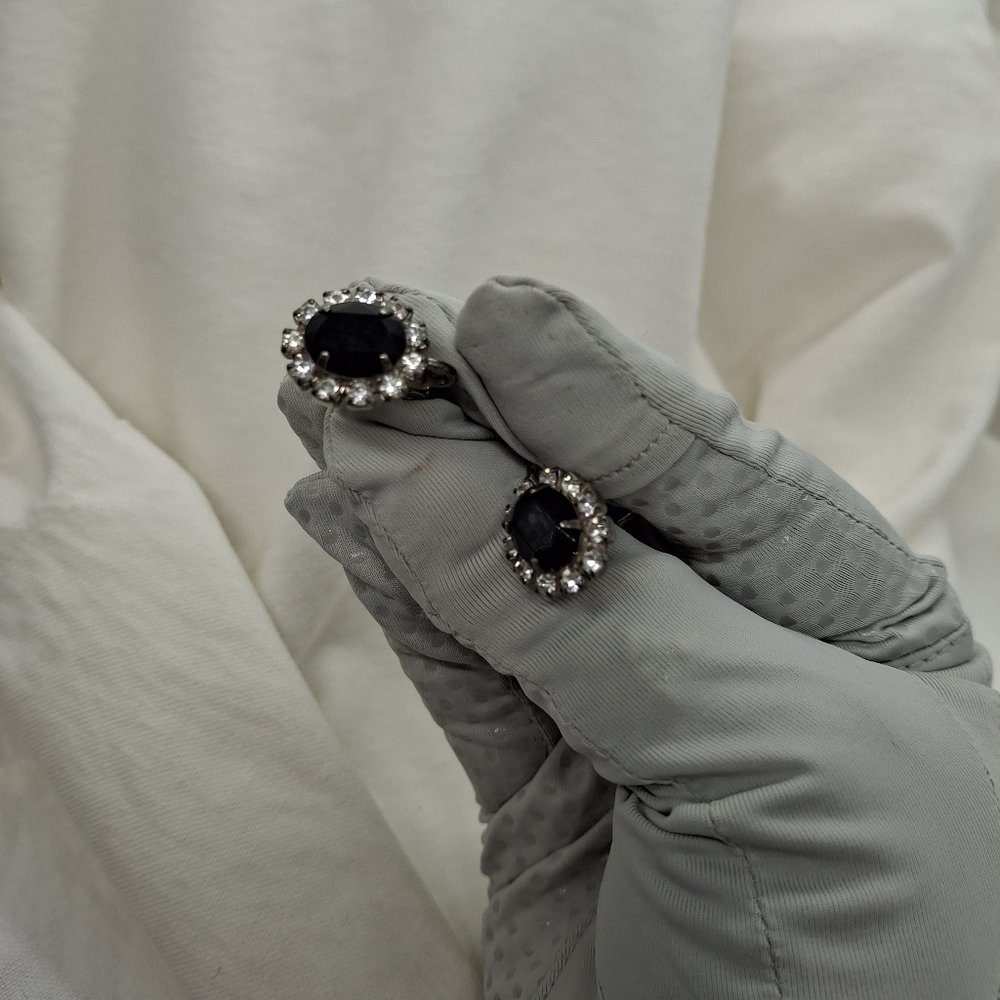 Black Vintage Rhinestone earrings clip on